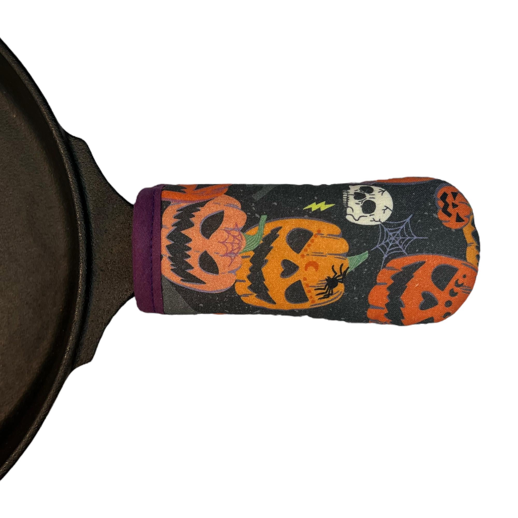 Wicked Pumpkin Cast Iron Skillet Mitt