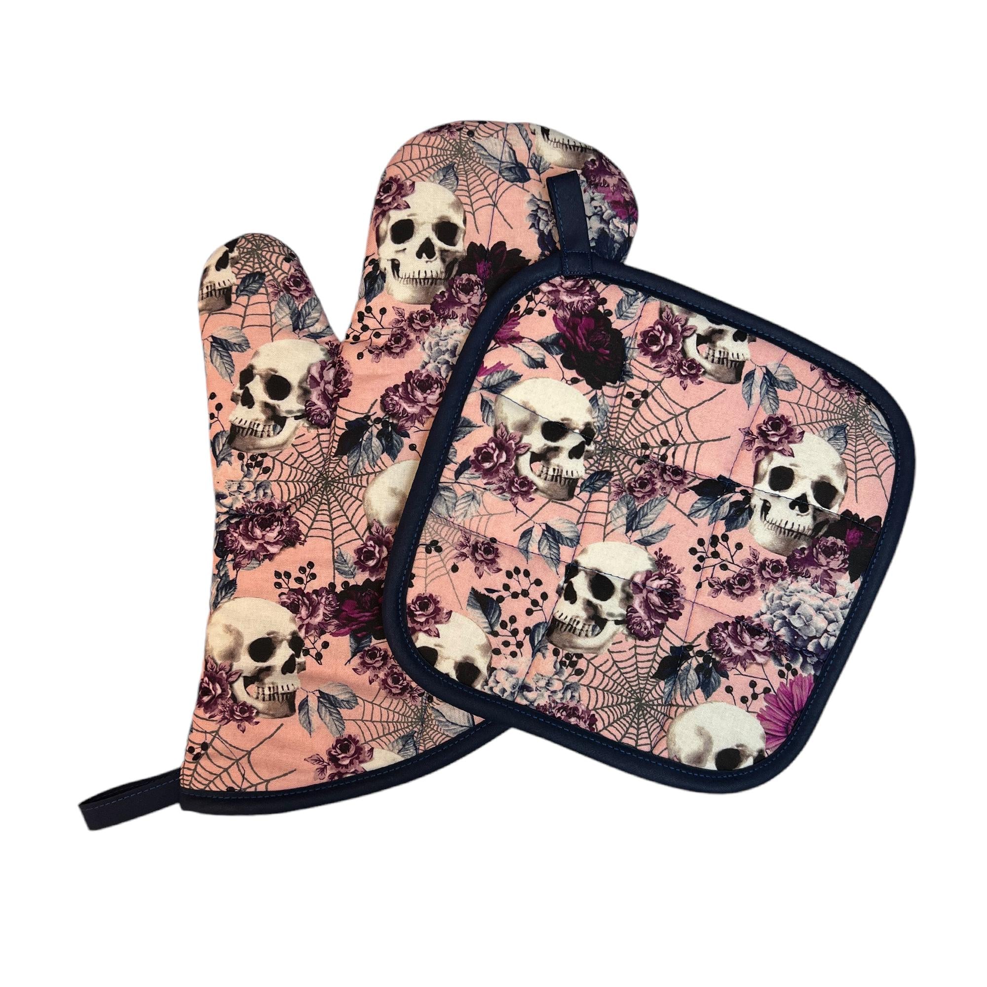 Midnight Garden of Skulls Mitt Set