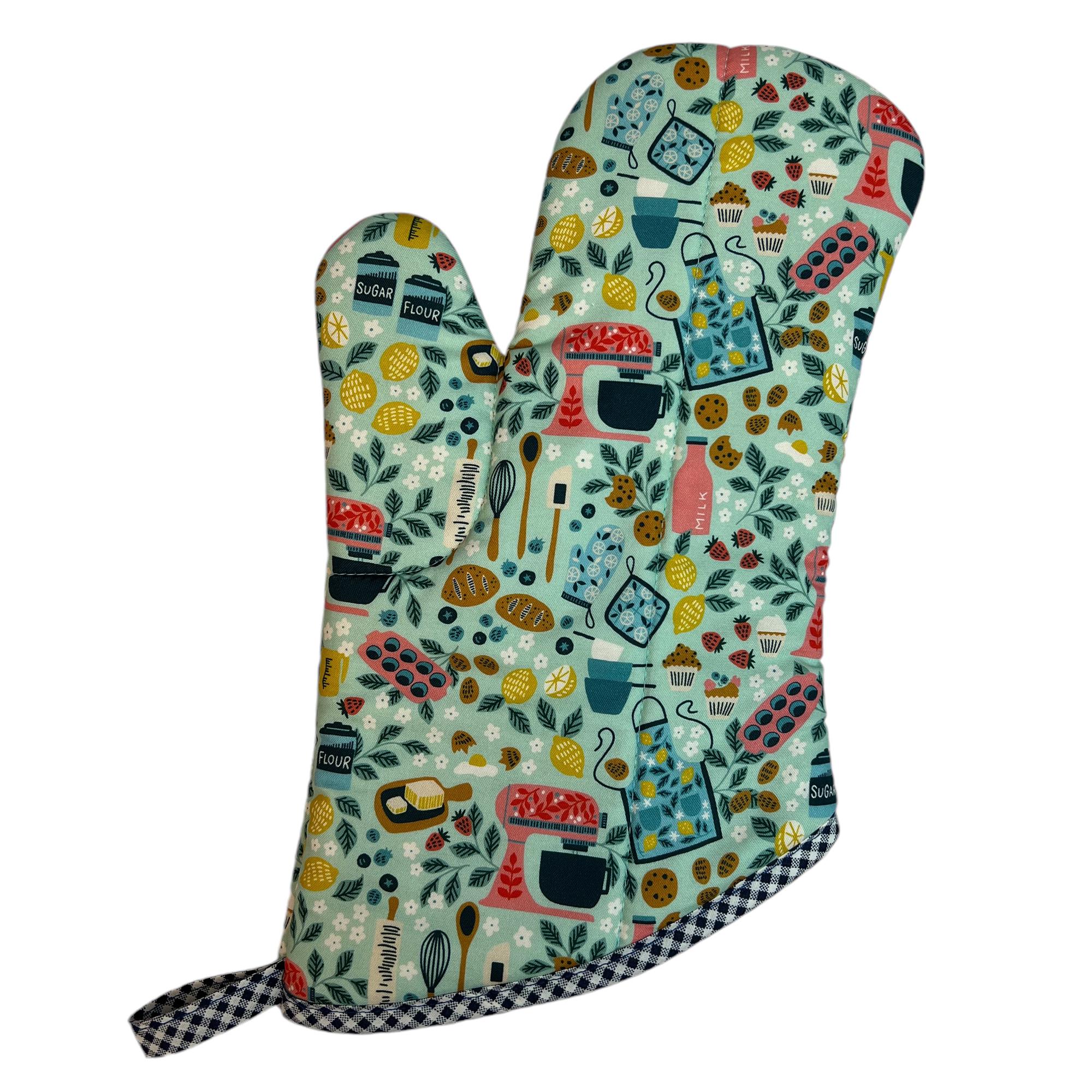 Bake Shop Oven Mitt