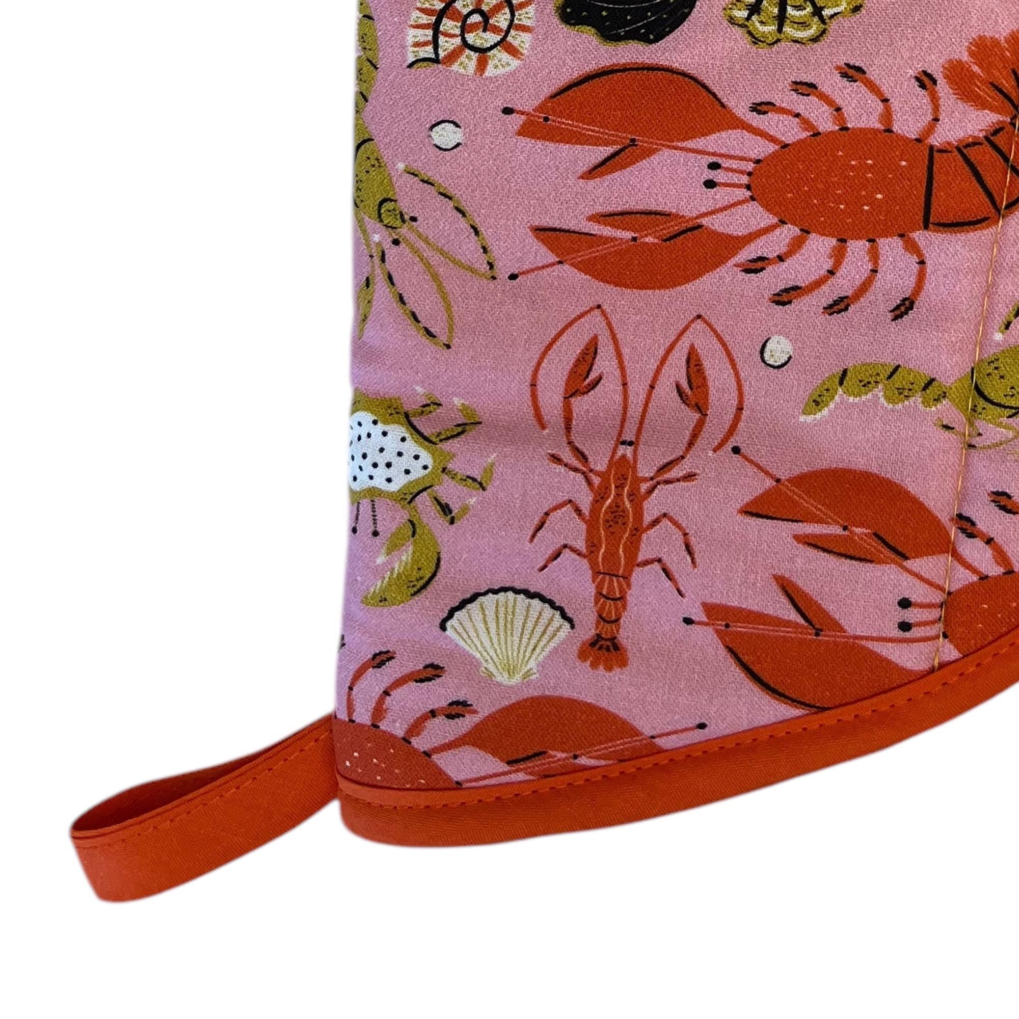 Shell Fish Oven Mitt