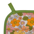 Load image into Gallery viewer, Vintage Wildflowers Pot Holder
