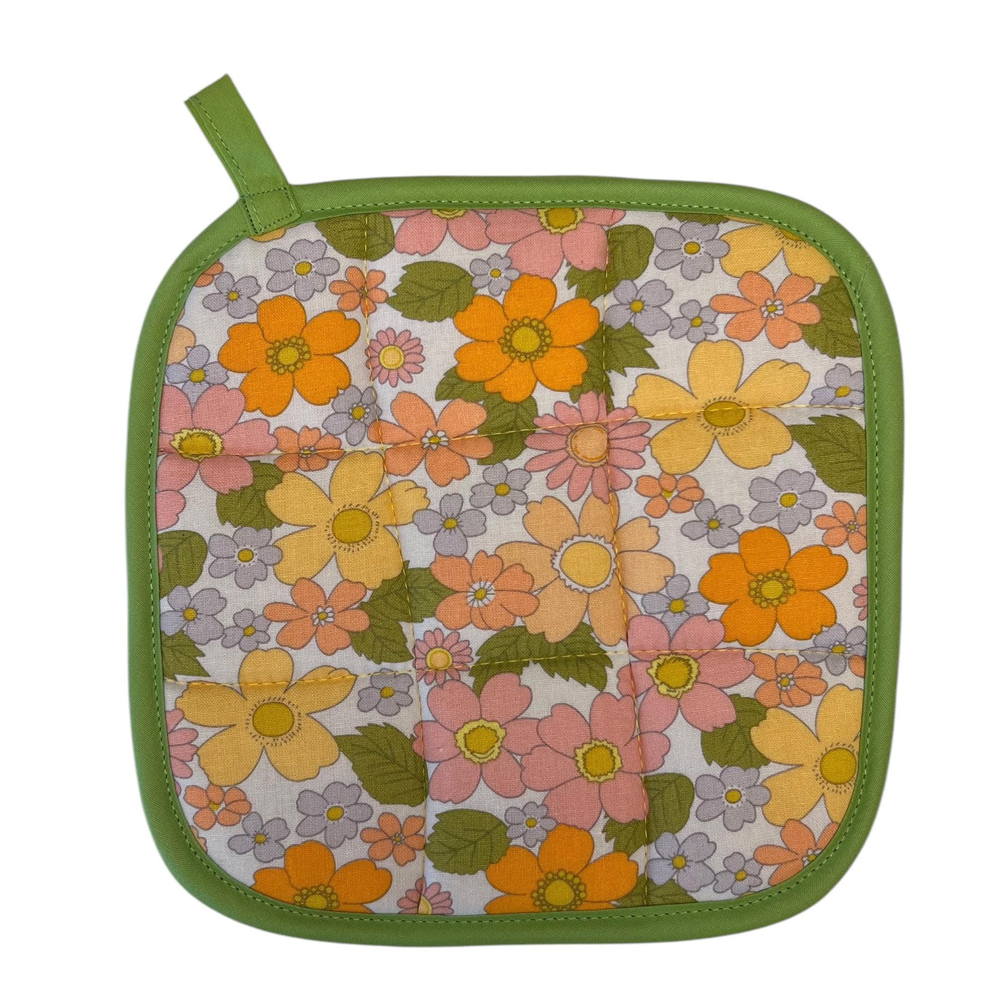 Vintage Wildflowers Pot Holder