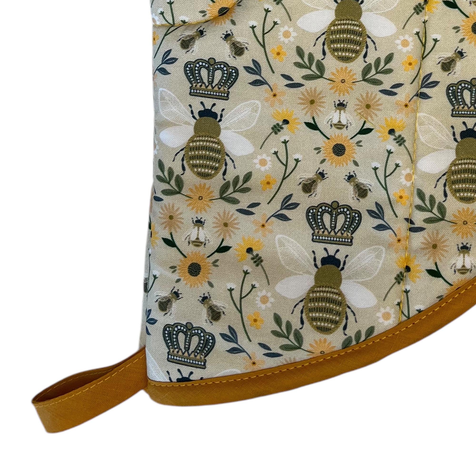 Queen Bee Oven Mitt